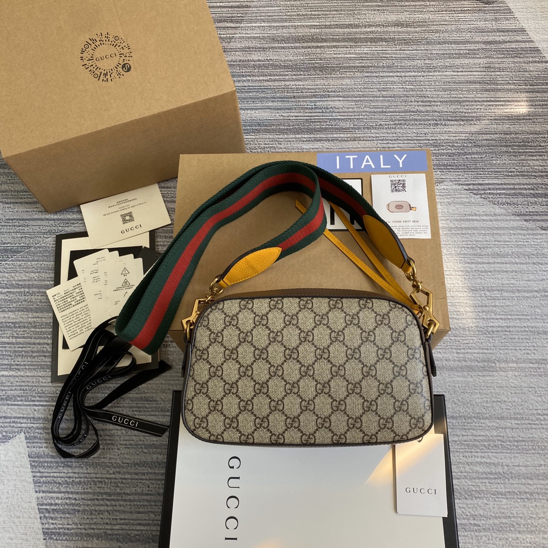 Gucci Neo Vintage GG Supreme Messenger Bag 476466